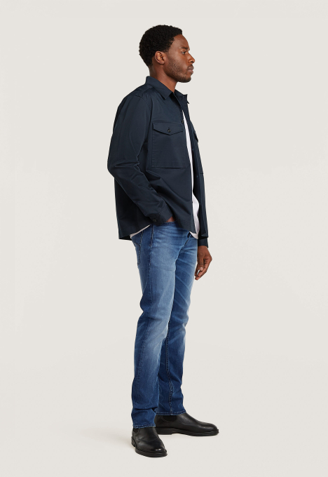 Core Lightweight Overshirt