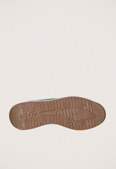 Boston Sneaker