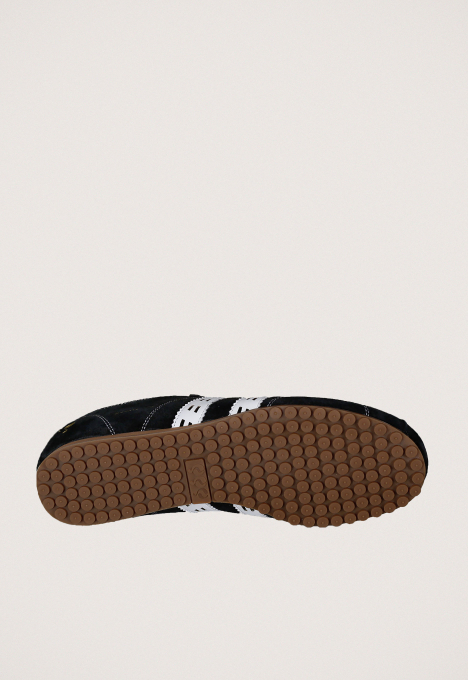 Typhoon Sneaker