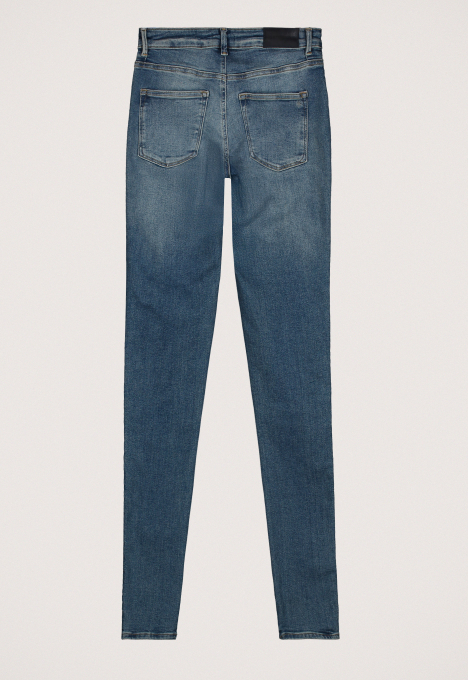 Celsi Super Skinny Jeans