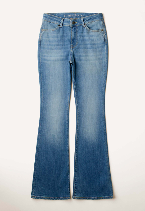 Celsi Flared Jeans