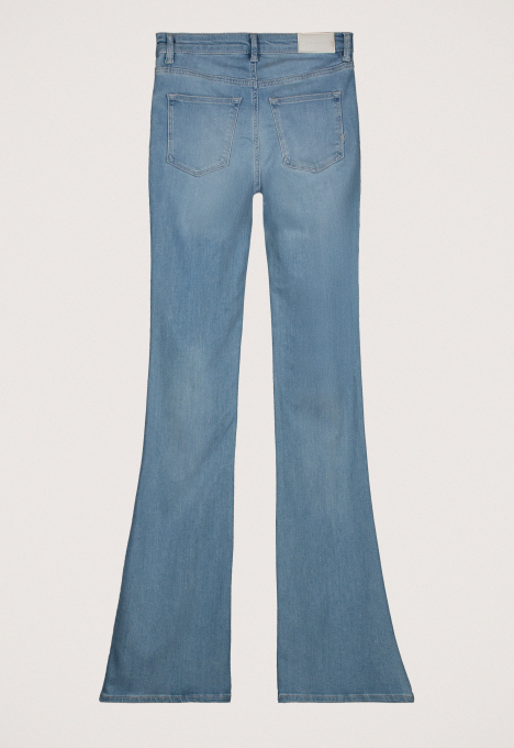 Celsi Flared Jeans 