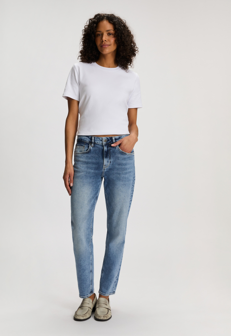 Cinna Slim Tapered Jeans
