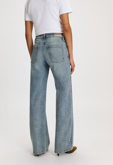 Ruby Wide Leg Jeans