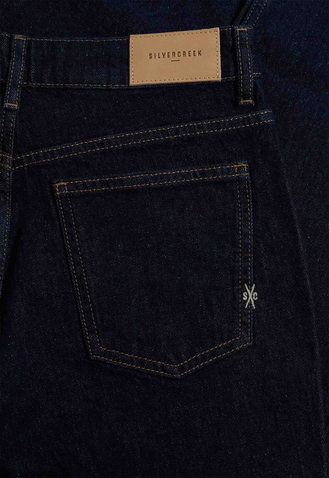 Liv Straight Jeans