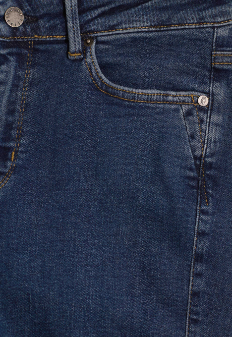 Celsi Super Skinny Jeans