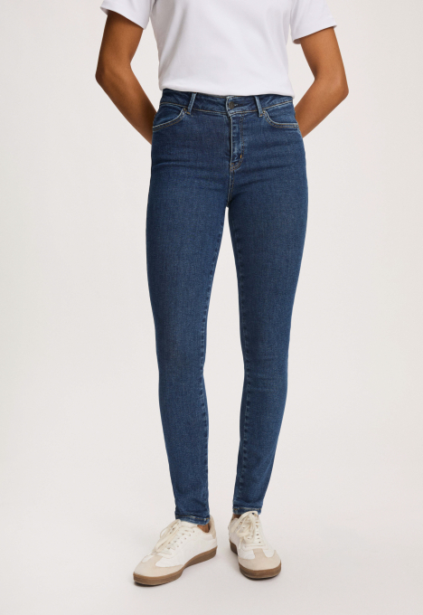 Celsi Super Skinny Jeans