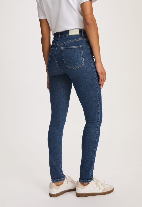 Celsi Super Skinny Jeans