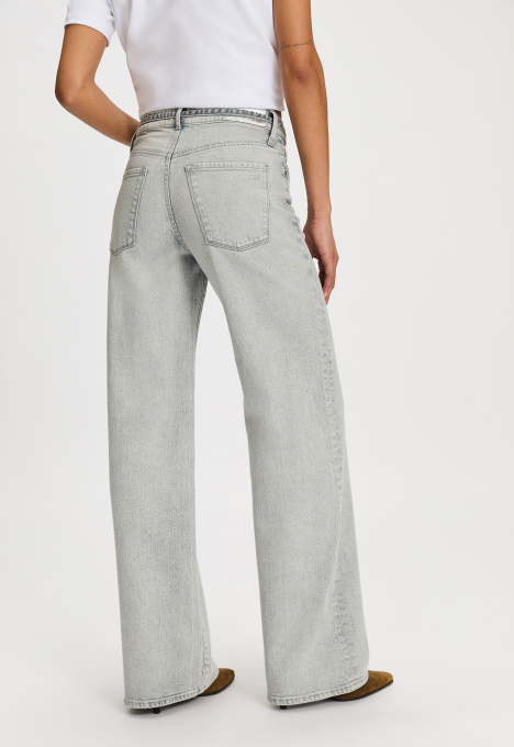 Ruby Wide Leg Jeans