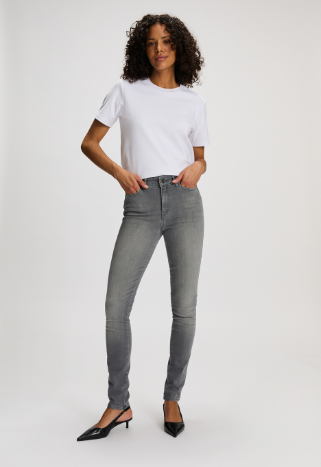 Celsi Super Skinny Jeans