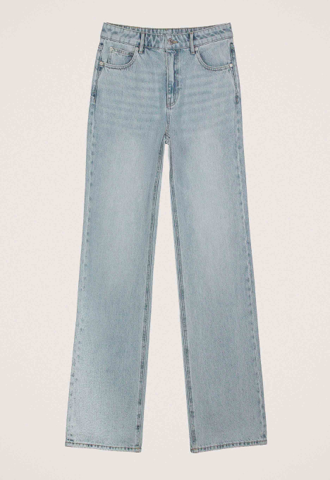 Jada Wider Straight Jeans