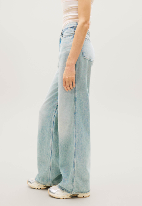 Claire Wide Leg Jeans