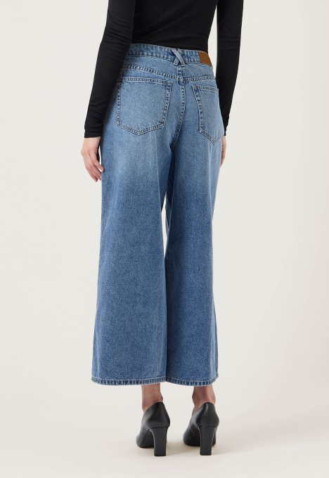 Uva Wide Leg Jeans