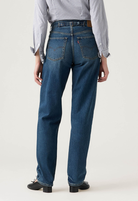 Loose Taper Jeans