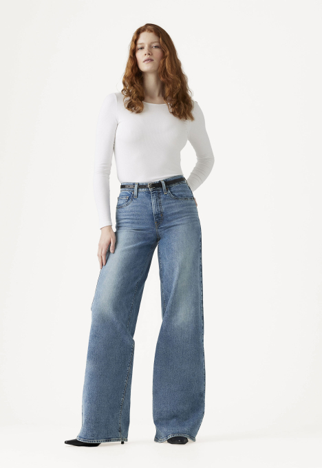 728 High Rise Wide Leg Jeans