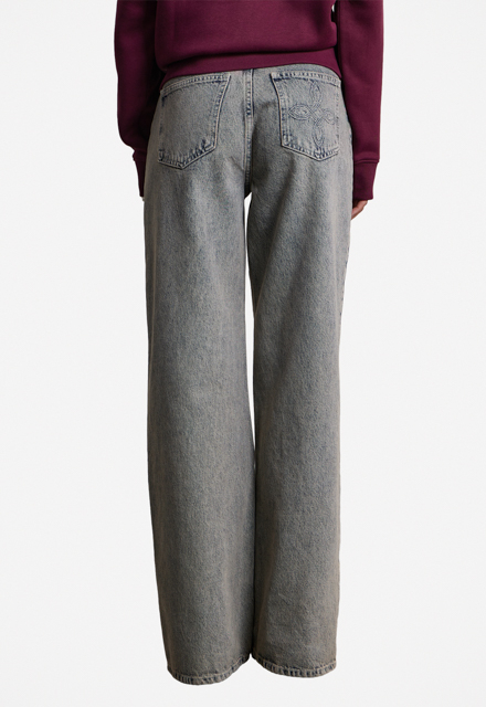Shelly Jeans