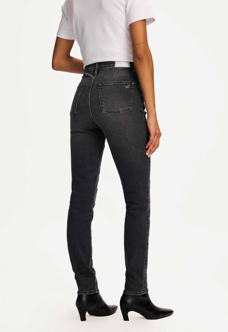Ivory Slim Jeans