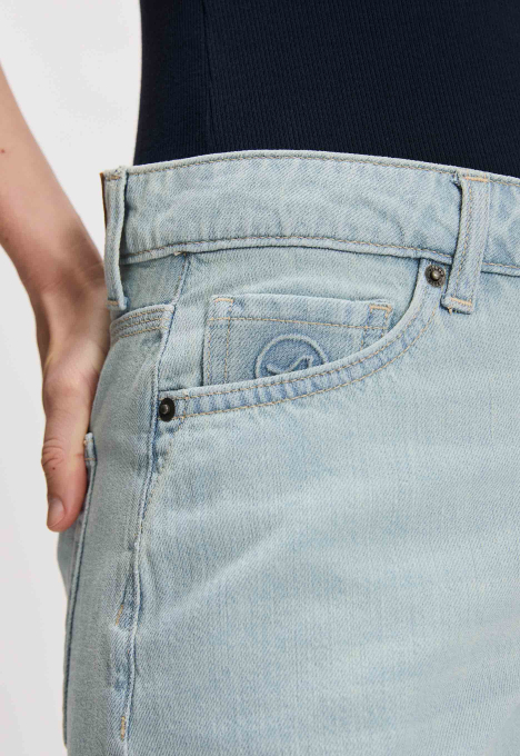 Eden Short