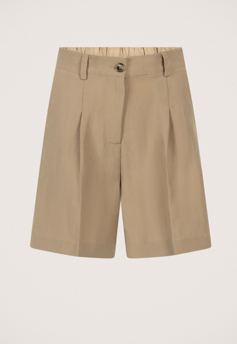 Moore Pleated Short