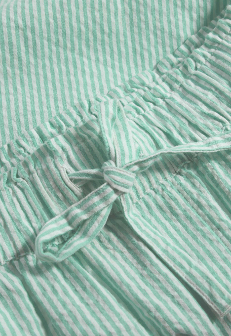 Macaria Short