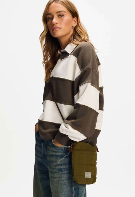 Sia Sweater
