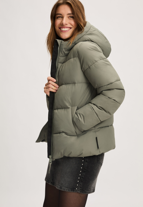 Trek Puffer Jas