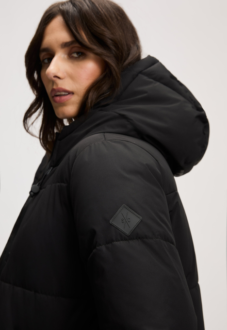 Base Puffer Jas