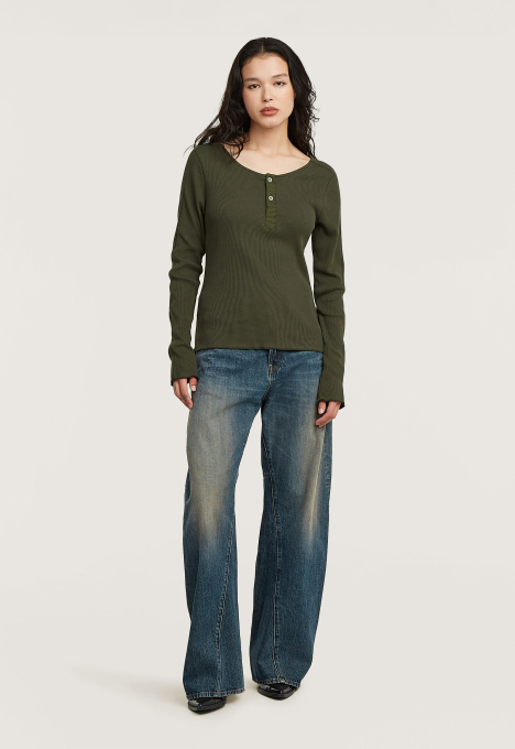 Slim Henley Longsleeve T-Shirt