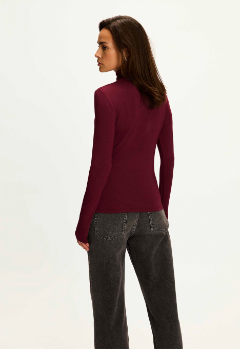 Sera Longsleeve 