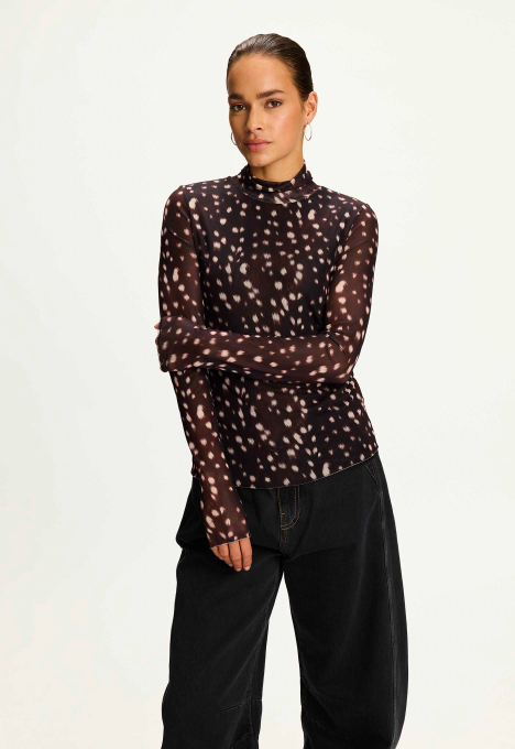 Sara Longsleeve