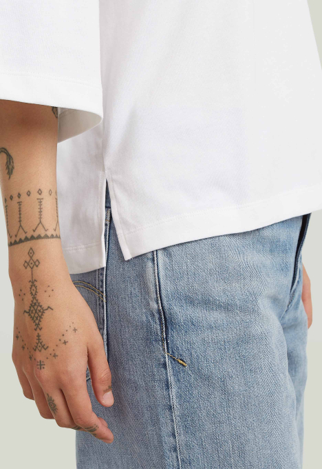 Modern Basic Loose T-shirt