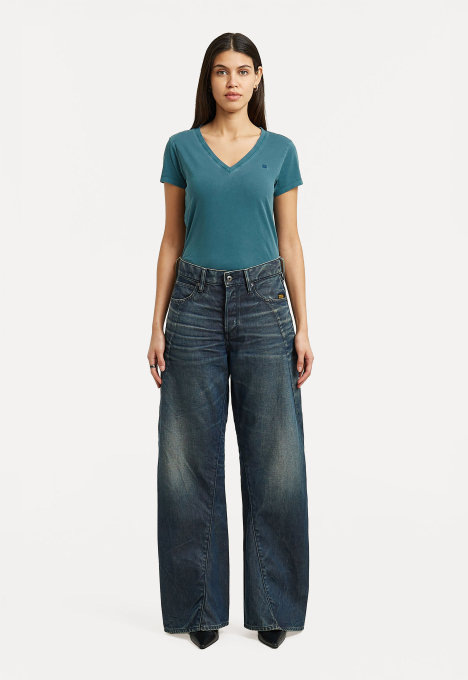 Overdyed Slim V T-Shirt