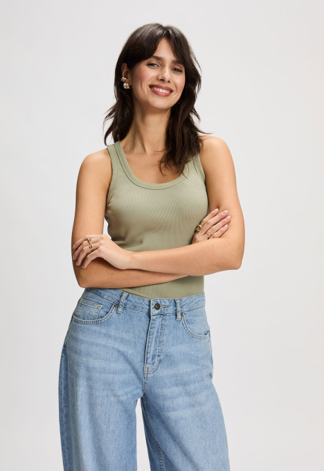 Salie Sleeveless T-shirt