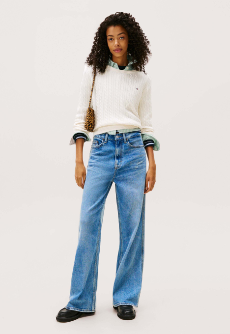 Cable essential sweater