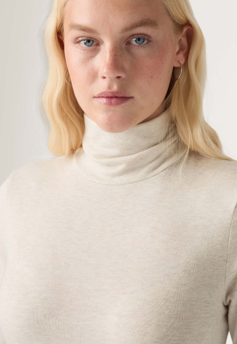 Mia Layering Koltrui