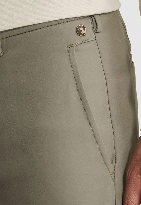 Cylas Tapered Chino