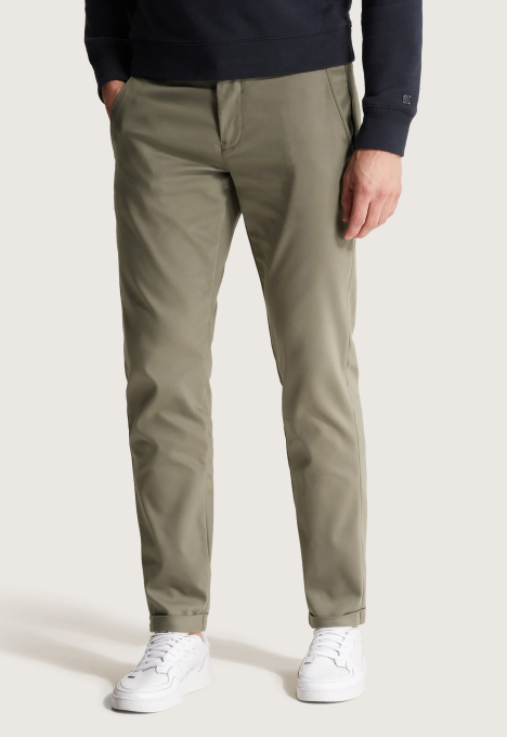 Cylas Tapered Chino