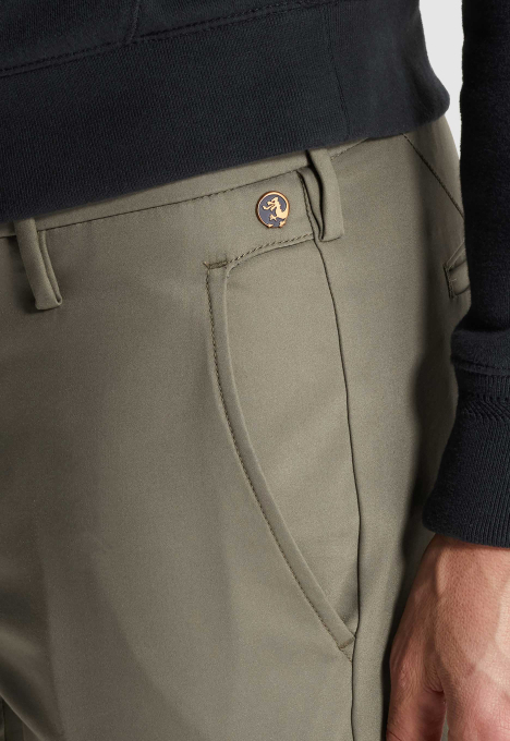 Cylas Tapered Chino