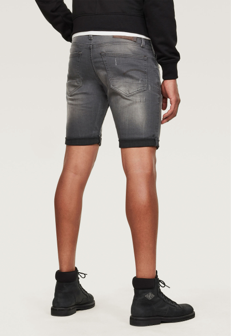 3301 Slim Short