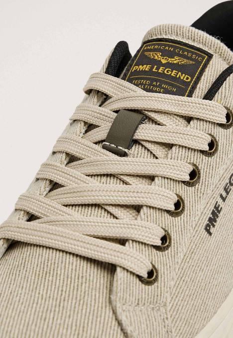 Low Crewman Sneaker