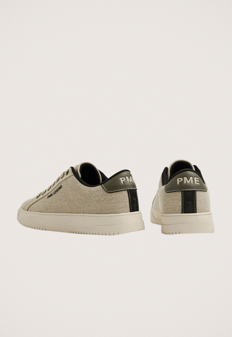 Low Crewman Sneaker