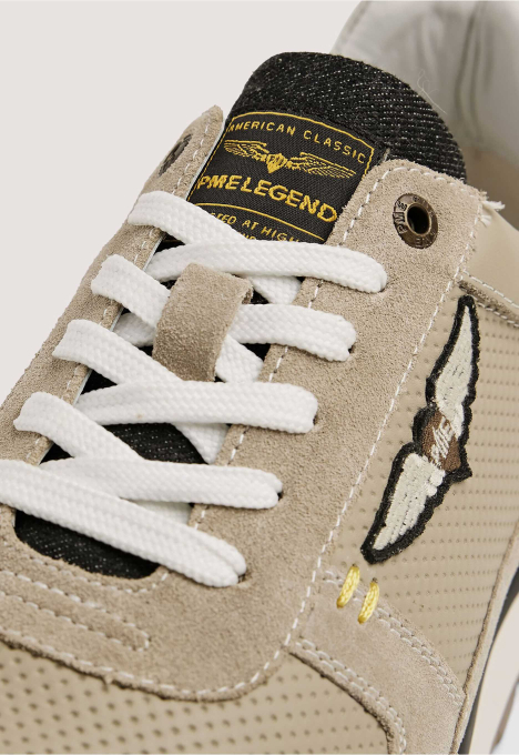 Low Aircobra Sneaker