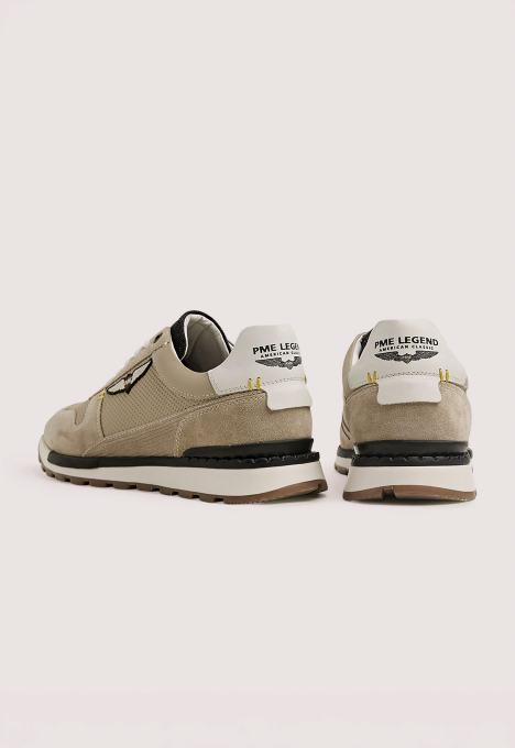 Low Aircobra Sneaker