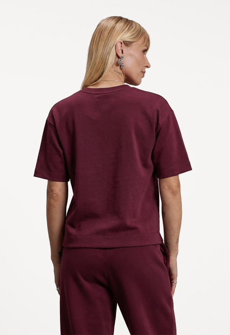 Aeris T-shirt