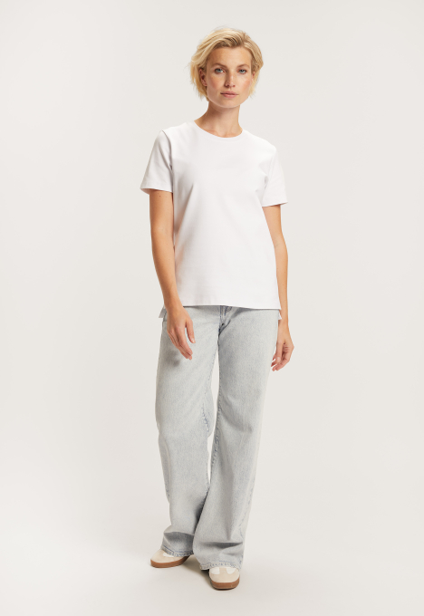 Premium Daisy T-shirt