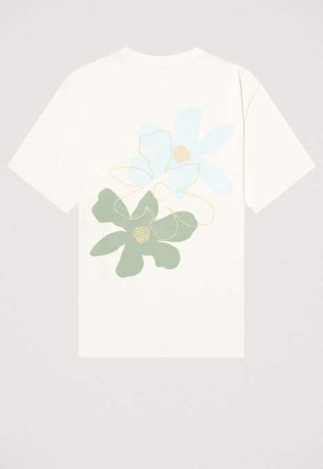 3 Flowers T-shirt