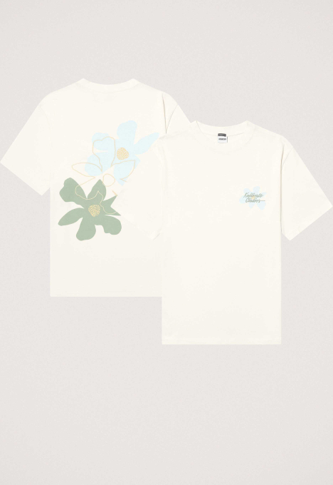 3 Flowers T-shirt
