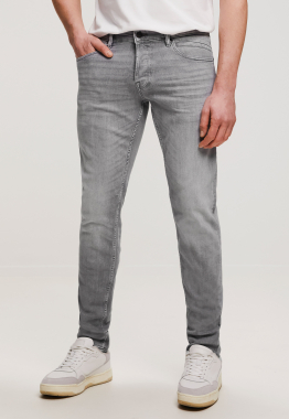 Shiftback Tapered Jeans