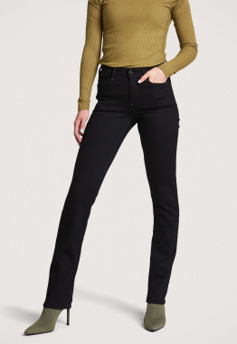 Noxer Straight Jeans