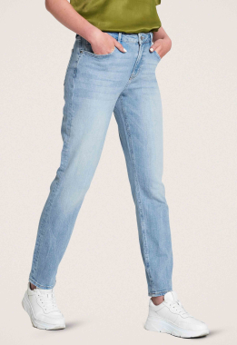 Cinna Girlfriend Slim Jeans